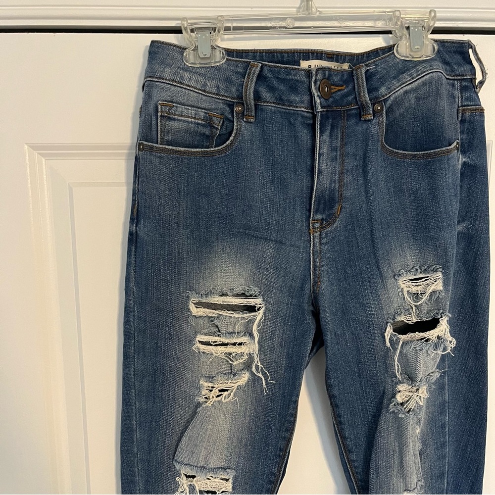 Bullhead | Rip Jeans - Picture 2 of 4